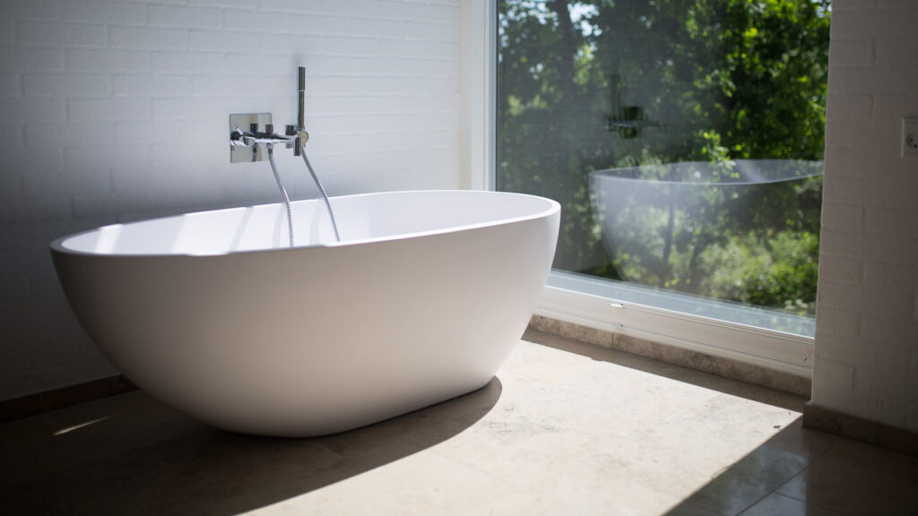 bathtub